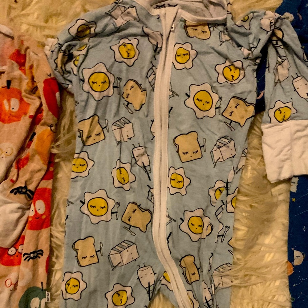 Little sleepies 6-12 months bamboo zippie